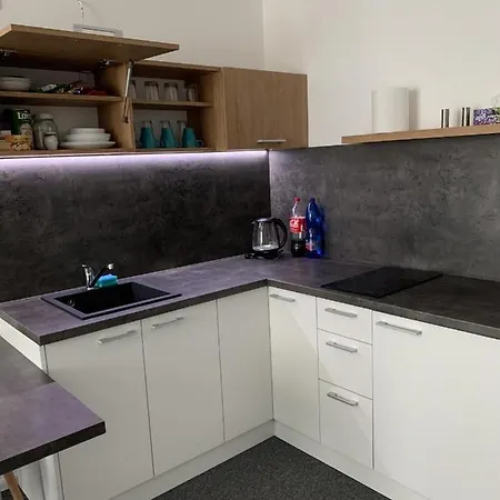 J&j Besenova, Mymara 6 Apartament Bešeňová